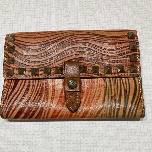 EUC Patricia Nash Leather Clutch or Large Wallet in Wavy Stripes & Studs Design - Picture 1 of 6